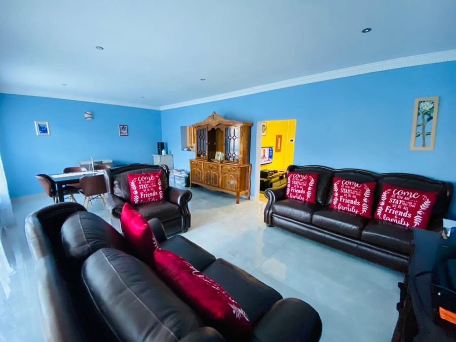 4 Bedroom Property for Sale in Rosedale Park Eastern Cape